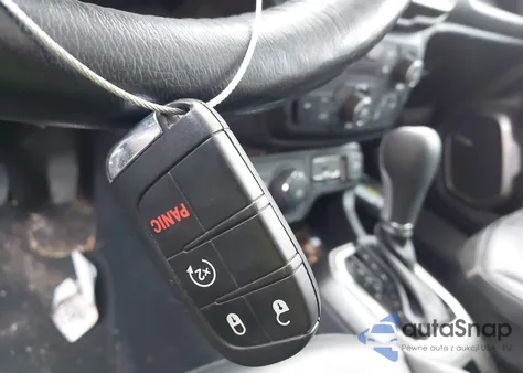 2021 Jeep Renegade Limited 4X4 z USA, uszkodzony, nr VIN ZACNJDD12MPM52980